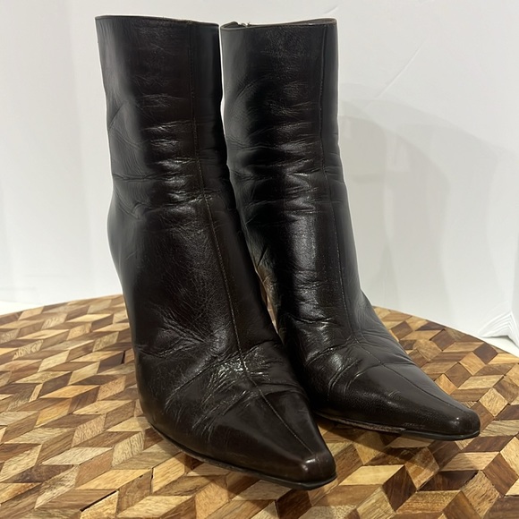 JIMMY CHOO Daisy Dark Brown Leather Ankle Boots 8.5 - Picture 8 of 15